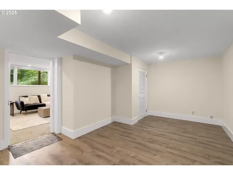 1325 SW Upland Drive Portland OR 97221