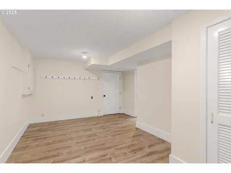 1325 SW Upland Drive Portland OR 97221