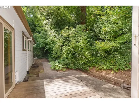 1325 SW Upland Drive Portland OR 97221