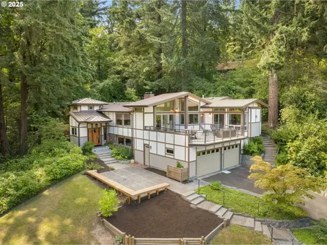 1325 SW Upland Drive Portland OR 97221