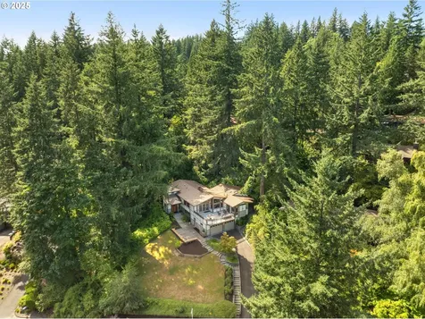 1325 SW Upland Drive Portland OR 97221