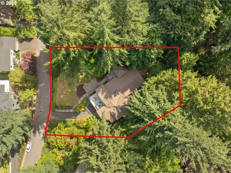 1325 SW Upland Drive Portland OR 97221
