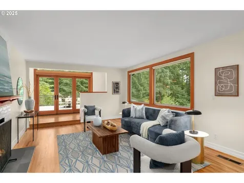 1325 SW Upland Drive Portland OR 97221