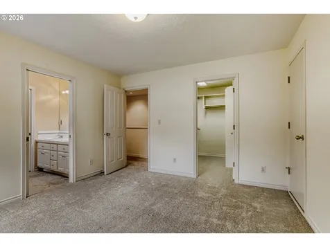 17944 NW Gilbert Lane Portland OR 97229