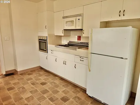 8428 SE 17th Avenue Portland OR 97202
