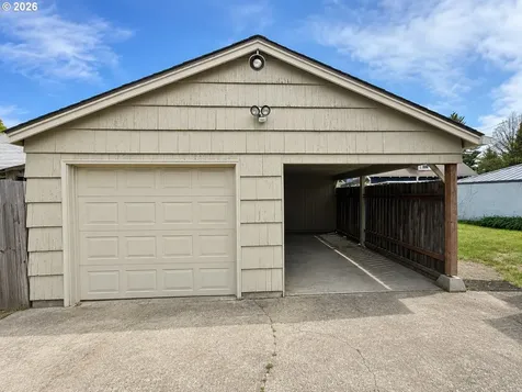 8428 SE 17th Avenue Portland OR 97202