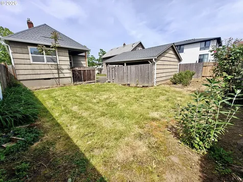 8428 SE 17th Avenue Portland OR 97202
