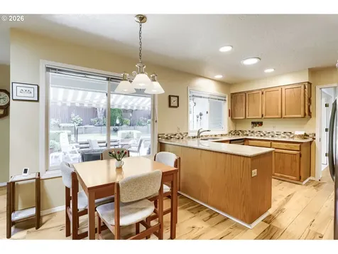 5834 NW Necanicum Way Portland OR 97229