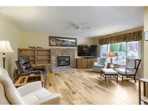 5834 NW Necanicum Way Portland OR 97229