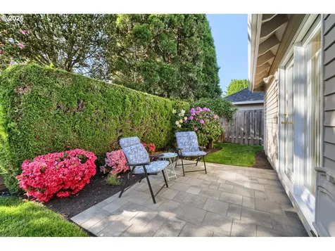5834 NW Necanicum Way Portland OR 97229