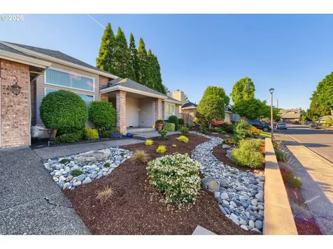 5834 NW Necanicum Way Portland OR 97229
