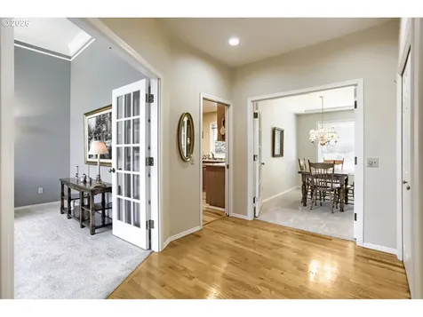 5834 NW Necanicum Way Portland OR 97229