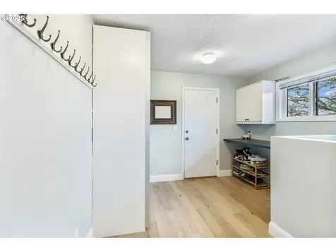4323 SW Twombly Avenue Portland OR 97239