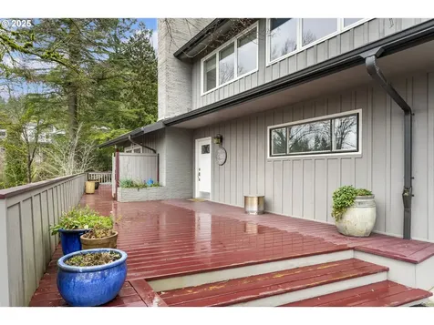 4323 SW Twombly Avenue Portland OR 97239