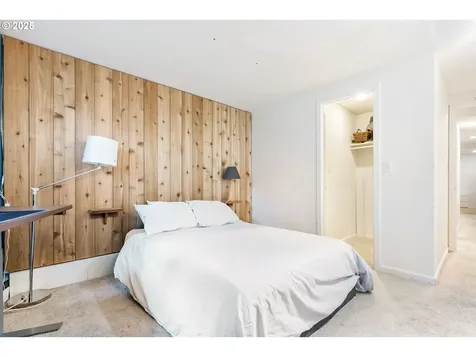 4323 SW Twombly Avenue Portland OR 97239