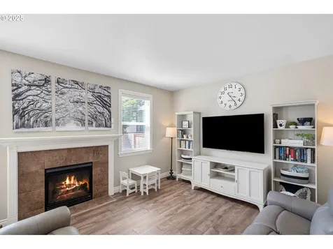 12704 NE 11th Place Vancouver WA 98685