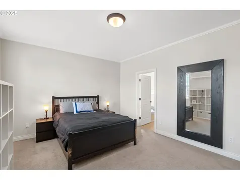 12704 NE 11th Place Vancouver WA 98685