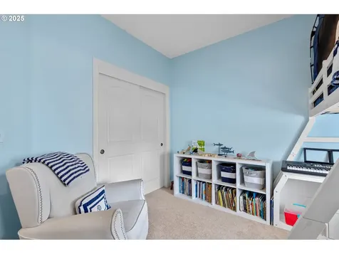 12704 NE 11th Place Vancouver WA 98685
