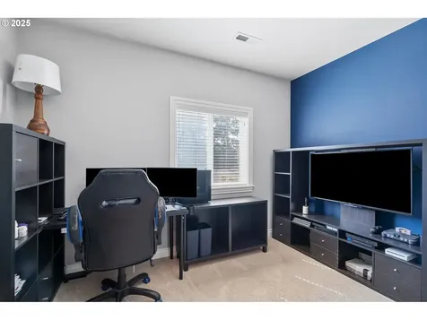 12704 NE 11th Place Vancouver WA 98685