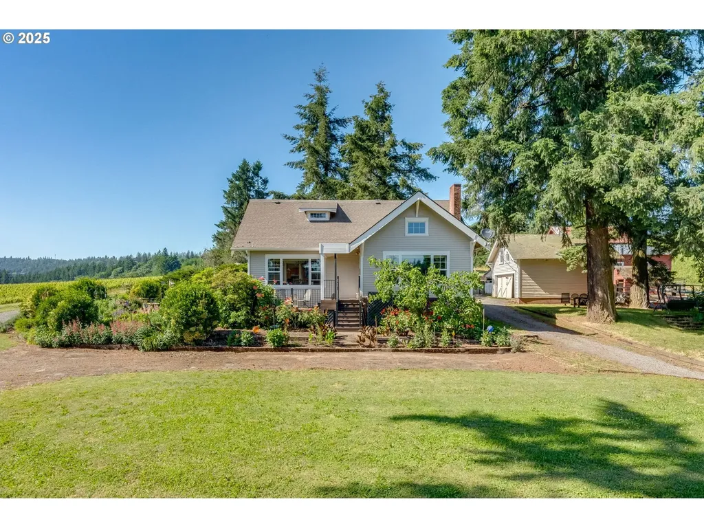 13905 NE Quarry Road Newberg OR 97132