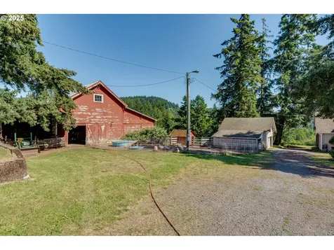 13905 NE Quarry Road Newberg OR 97132