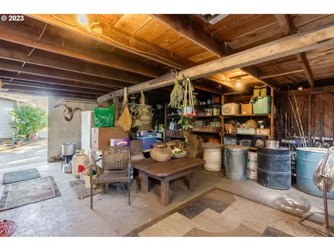 13905 NE Quarry Road Newberg OR 97132