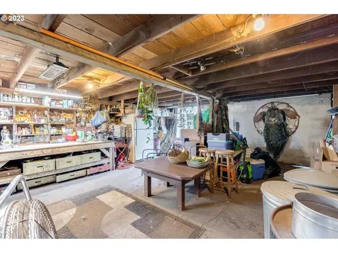 13905 NE Quarry Road Newberg OR 97132