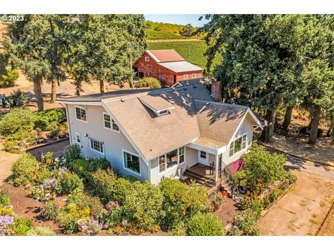 13905 NE Quarry Road Newberg OR 97132