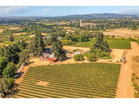 13905 NE Quarry Road Newberg OR 97132