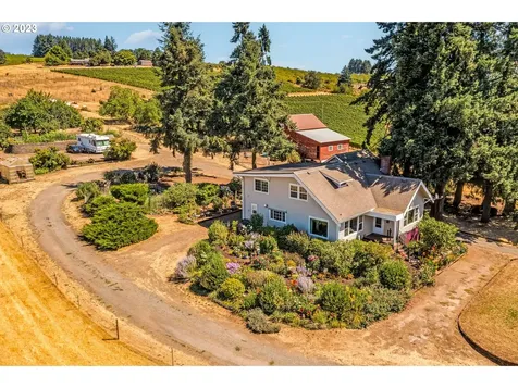 13905 NE Quarry Road Newberg OR 97132