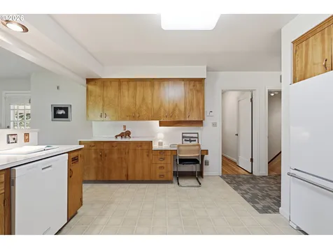 3606 NE Maywood Place Maywood Park OR 97220