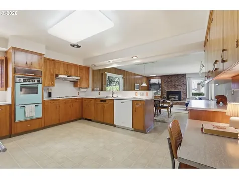 3606 NE Maywood Place Maywood Park OR 97220