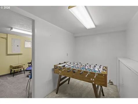 6925 SE Morrison Avenue Portland OR 97215