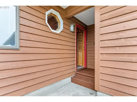 32601 G Street Ocean Park WA 98640