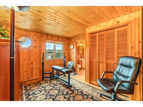 32601 G Street Ocean Park WA 98640