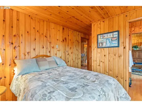 32601 G Street Ocean Park WA 98640