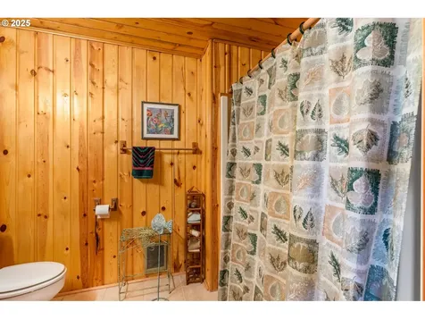 32601 G Street Ocean Park WA 98640
