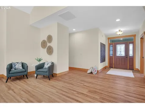2832 NE Cole Avenue Mcminnville OR 97128