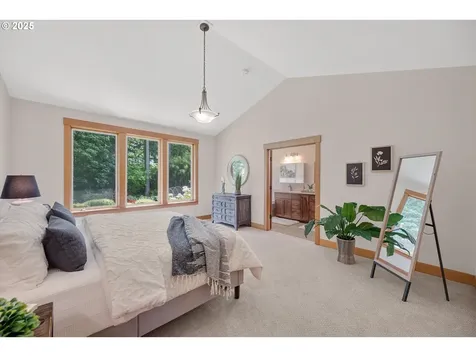 2832 NE Cole Avenue Mcminnville OR 97128