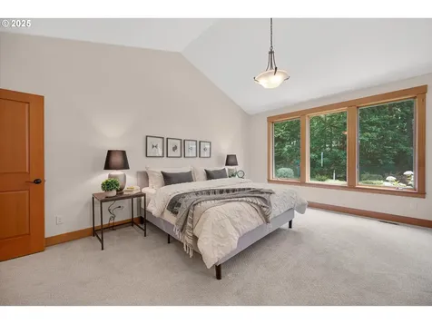 2832 NE Cole Avenue Mcminnville OR 97128