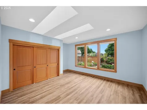 2832 NE Cole Avenue Mcminnville OR 97128