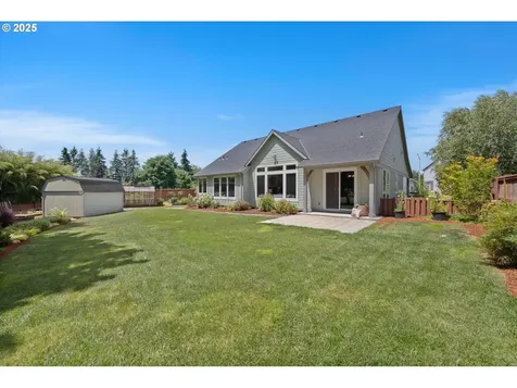 2832 NE Cole Avenue Mcminnville OR 97128