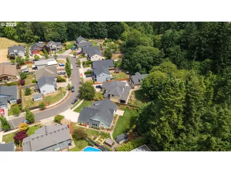 2832 NE Cole Avenue Mcminnville OR 97128
