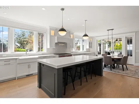 804 4th Street Lake Oswego OR 97034