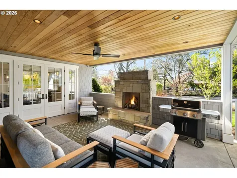 804 4th Street Lake Oswego OR 97034