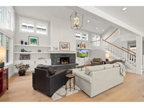 804 4th Street Lake Oswego OR 97034