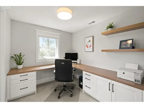 804 4th Street Lake Oswego OR 97034