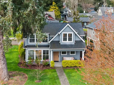 804 4th Street Lake Oswego OR 97034