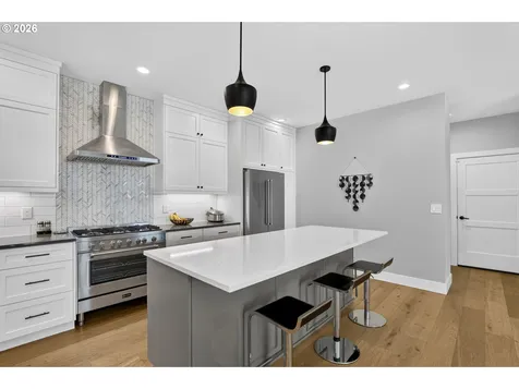 9228 SW 50th Avenue Portland OR 97219