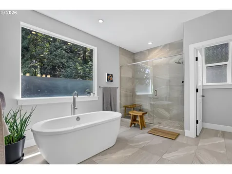 9228 SW 50th Avenue Portland OR 97219